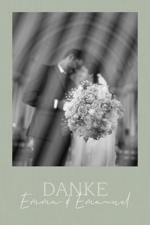 Dankeskarte in zartem Salbeigrün mit großem Foto