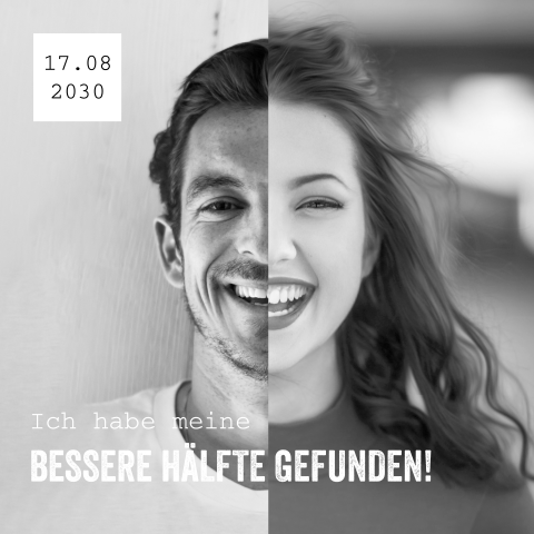 Moderne Hochzeitseinladung mit Paarfoto und Herz in schwarz-weiß