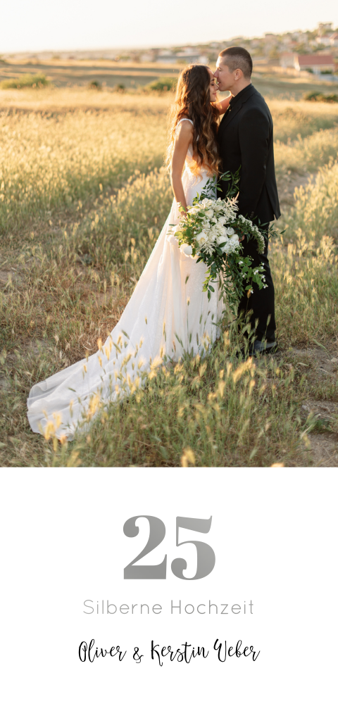 Längliche Einladung zur Silberhochzeit mit Foto und Silberfolie