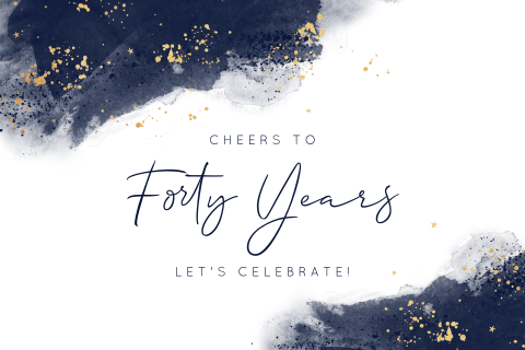 Stilvolle Einladung zum 40sten Geburtstag mit blauem Aquarell und Gold