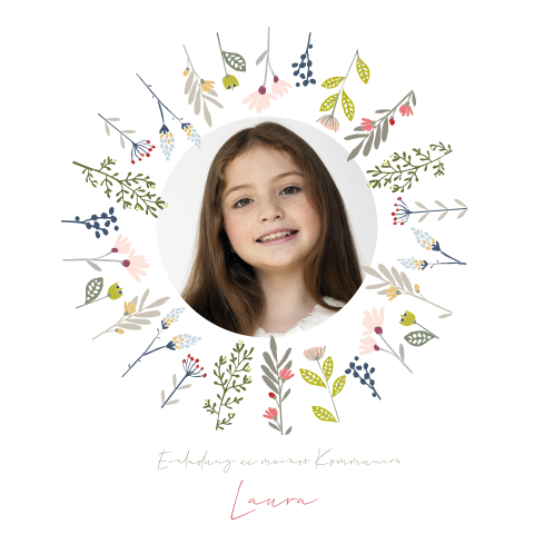 Einladung zur Kommunion mit Blumenkranz, Foto und runden Ecken