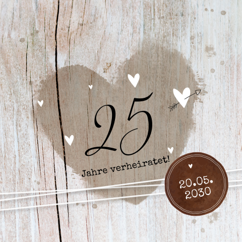 Schöne Silberhochzeit Karte in Holzoptik mit Herzen