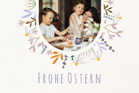 Osterkarte mit verspielten Blümchen und Foto Querformat