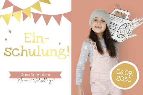 Einschulungsklappkarte mit Lachsrosa-Ton und Goldfolie
