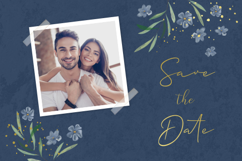 Wunderschöne Save the Date Karte mit Foto und Blumen
