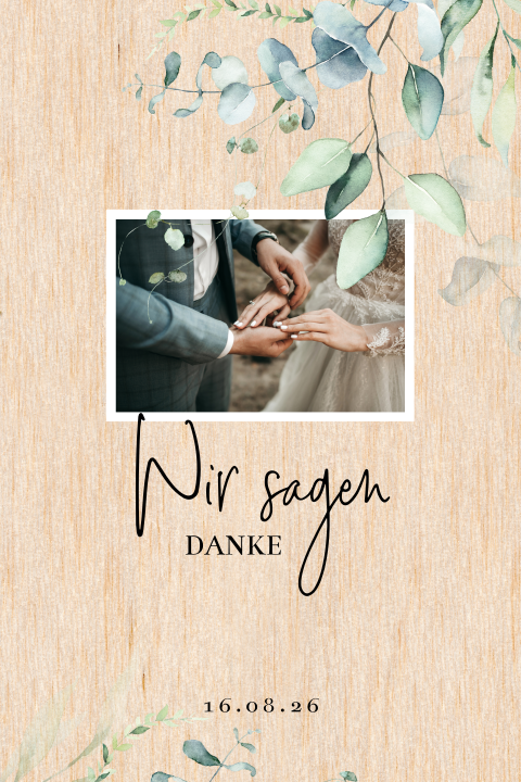 Dankeskarte auf Holz mit Zweigen und abgerundeten Ecken