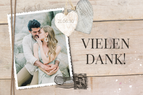 Dankeskarte im Holzlook mit Foto und Herzen
