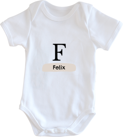 Schlichter Baby Body mit Initialien und Namen