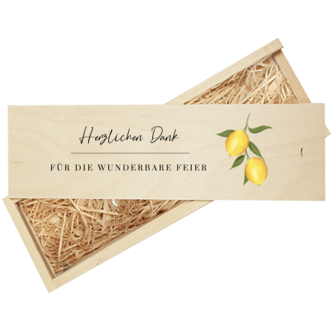 Weinkiste als Danksagung zur Hochzeit mit Zitronen