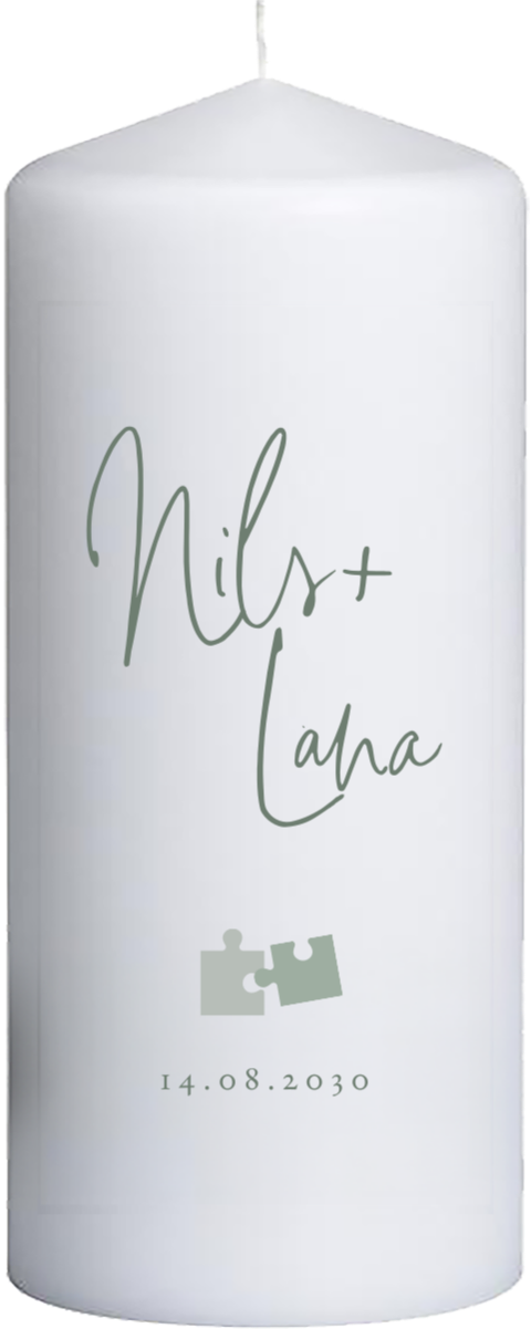 Hochzeitskerze mit grüner Schrift und Puzzlestücken 15 cm lang, Ø6 cm