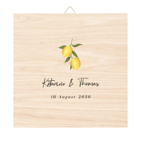Holzfliese zur Hochzeit mit Zitronen