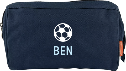 Personalisierte Kulturbeutel mit Fußball und Namen