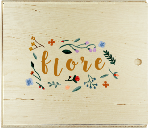 Memorybox schuifdeksel met naam, bloemen en takjes
