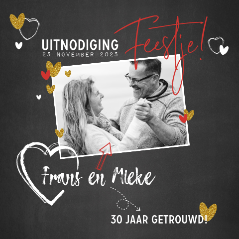 Hippe jubileum uitnodiging krijtbord met eigen foto en hartjes