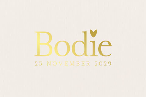 Minimalistisch geboortekaartje met hartje en goudfolie – Bodie