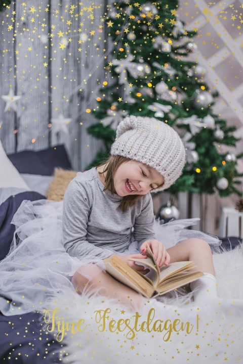 Kerstkaart met eigen foto en goudfolie sterretjes