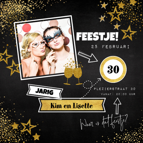 Hippe zwarte foto uitnodiging handlettering en gouden sterren