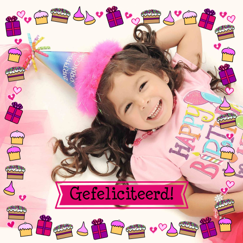 Verjaardagskaart eigen foto taartjes en cadeautjes