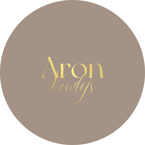 Ronde sticker met goudfolie Aron