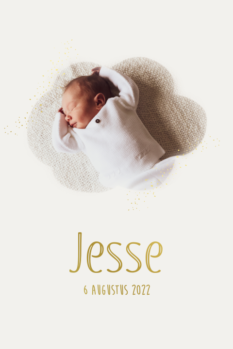 Geboortekaartje met wolkje en newborn foto