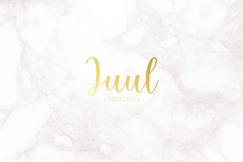 Geboortekaartje voor een meisje met marmerlook achtergrond