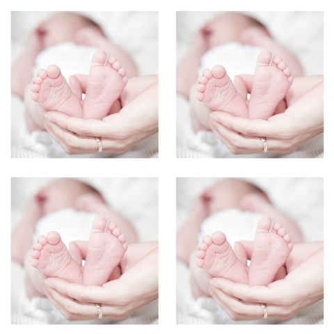 Foto baby bij geboortekaartje