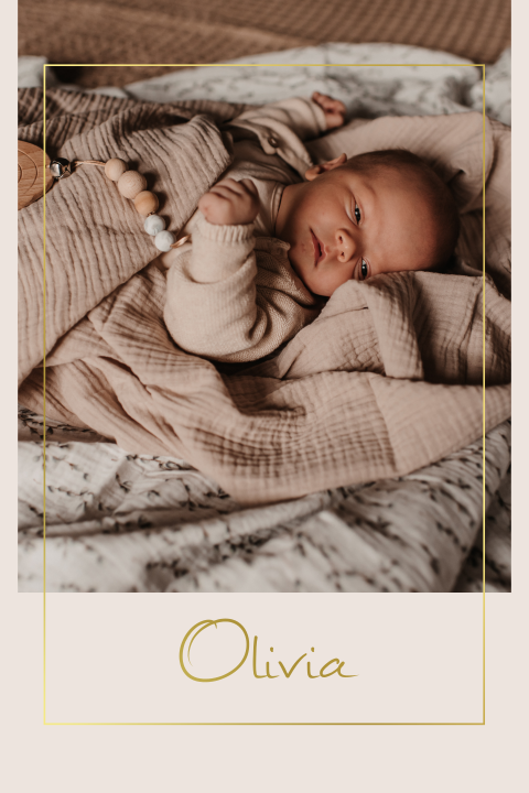 Mooi geboortekaartje meisje met goudfolie foto