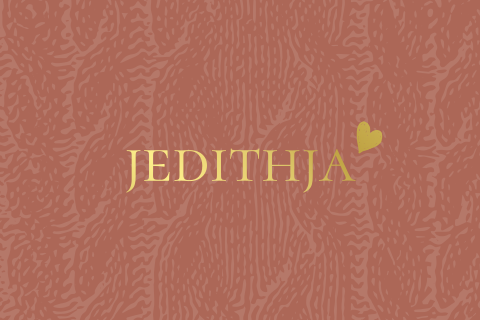 Roestbruin kerstgeboortekaartje met goudfolie