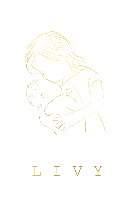 Lief goudfolie geboortekaartje voor een meisje