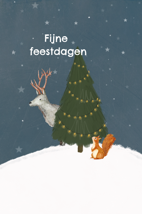 Kerstkaartje met kerstboom, eekhoorntje en rendier