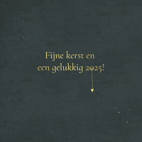Kerstkaartje met hartje en stipjes in  goudfolie